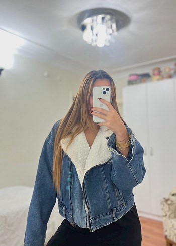 Kadın Mavi Kürklü Kot Ceket - Görsel 3