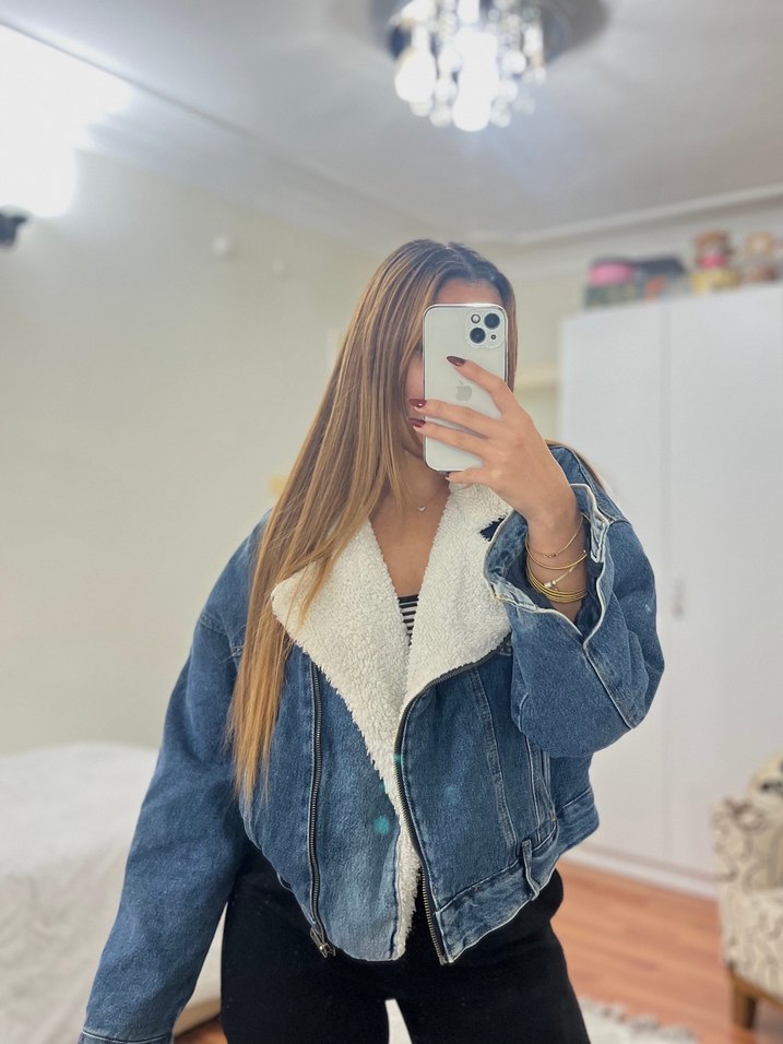 Kadın Mavi Kürklü  Kot Ceket - Görsel 2