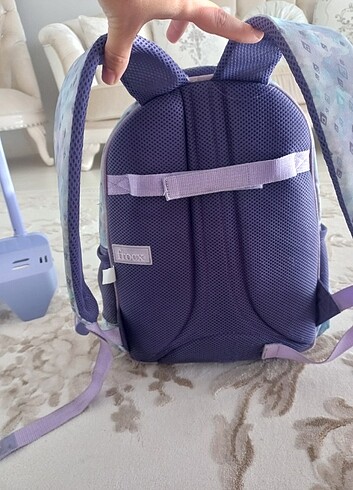 Frozen Elsa Çocuk Çekçekli Okul Çantası - Görsel 7