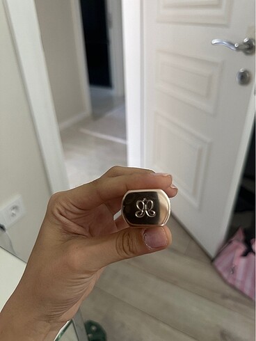 Anastasia Beverly Hills Ruj yeni