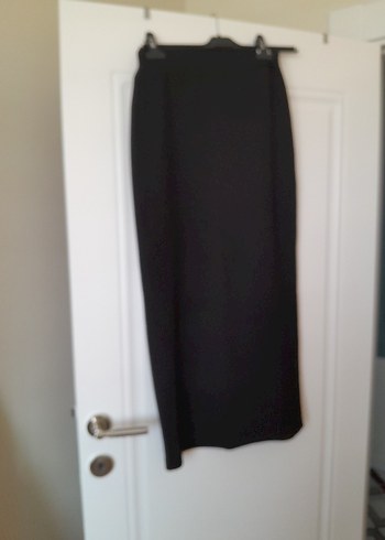 Siyah Minimalist Uzun Etek