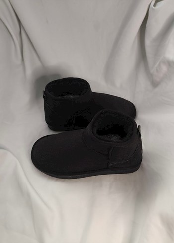 UGG ULTRAMİNİ SİYAH - Görsel 2