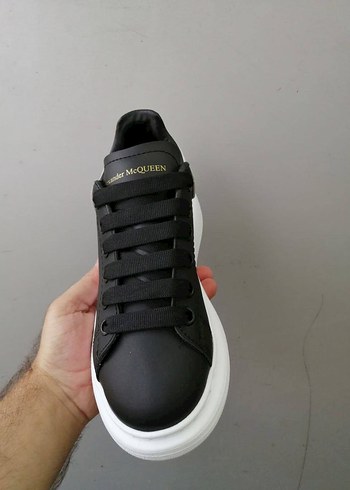 Stiletto Topuklu Siyah Beyaz Kadın Spor Ayakkabı - Görsel 2