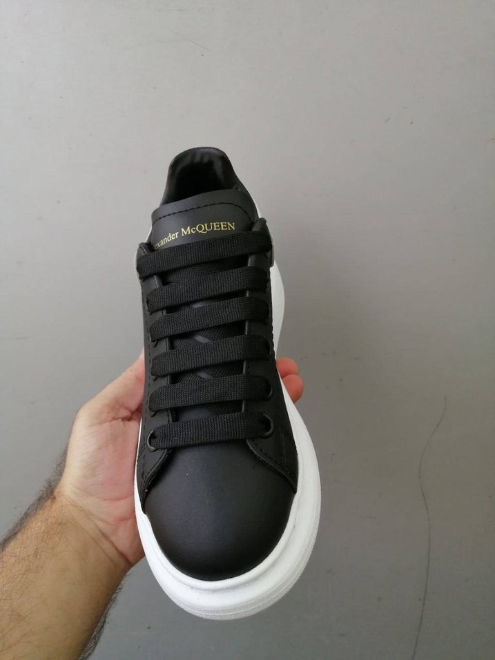 Stiletto Topuklu Siyah Beyaz Kadın Spor Ayakkabı - Görsel 2