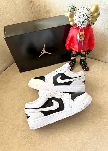 Nike Air Jordan | Panda White Black
 Kutulu,Etiketli,Tam Kalıp - Görsel 2