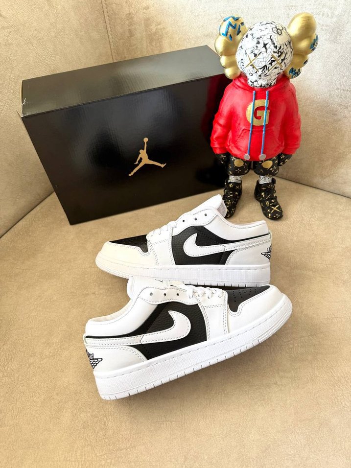Nike Air Jordan | Panda White Black
 Kutulu,Etiketli,Tam Kalıp - Görsel 2