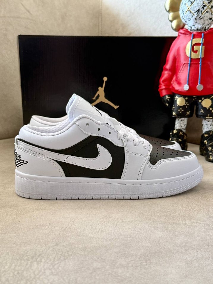 Nike Air Jordan | Panda White Black
 Kutulu,Etiketli,Tam Kalıp - Görsel 3