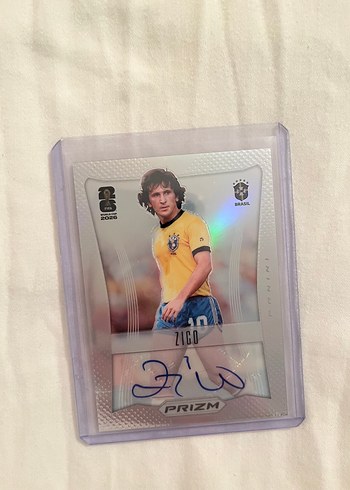 Zico İmzali Prizm Futbol Karti Panini 75