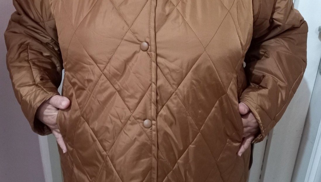 Düğmeli Bej Kadın Kışlık Mont - Görsel 3