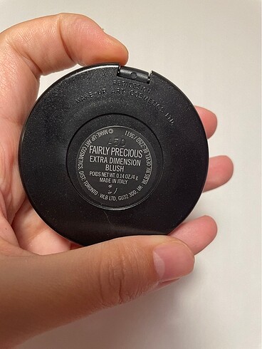 Beden Renk MAC Fairly Precious Extra Dimension Allık