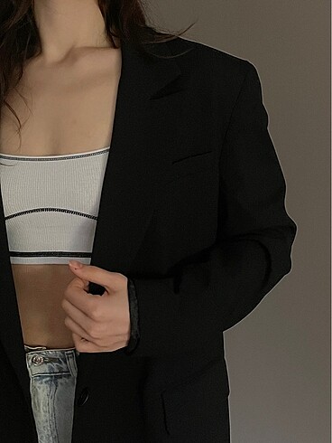 Urban Outfitters crop