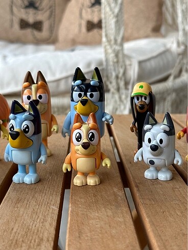 Beden Renk BLUEY ve Arkadaşları 12?li Figür Set