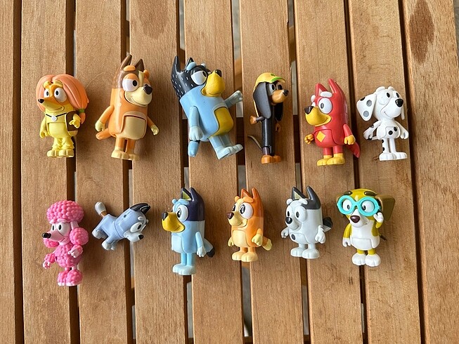 Beden Renk BLUEY BİNGO ve Arkadaşları 12?li Figür Set