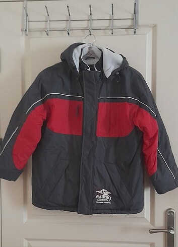 LC WAIKIKI ERKEK ÇOCUK MONTU.