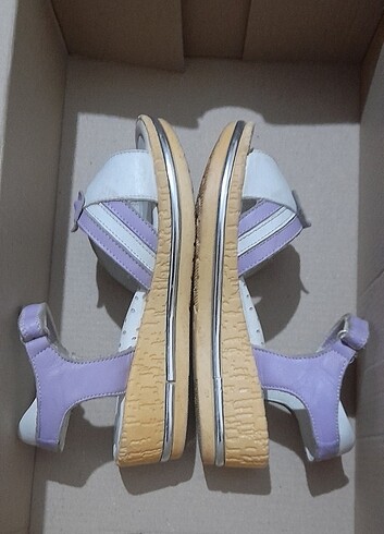 ORTOPEDIK YASTIKLI KIZ ÇOCUK YAZLIK AYAKKABI. - Görsel 2