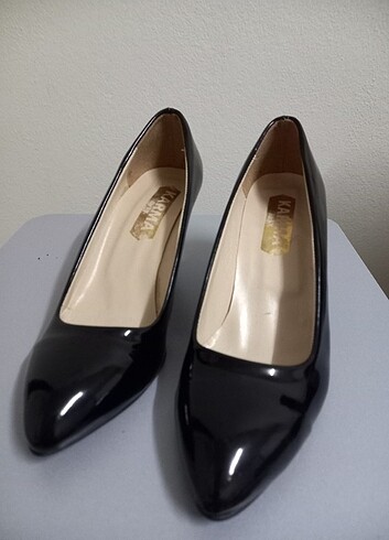 39 Beden Rugan stiletto