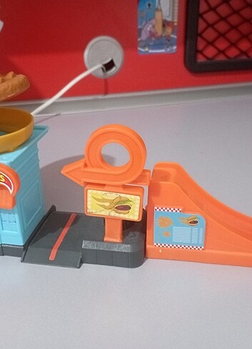 Hot Wheels Hotwheels hamburger garaj set