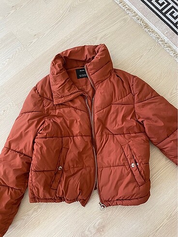 Bershka mont