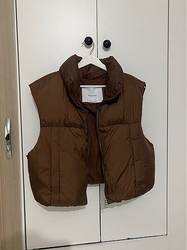 BERSHKA yelek