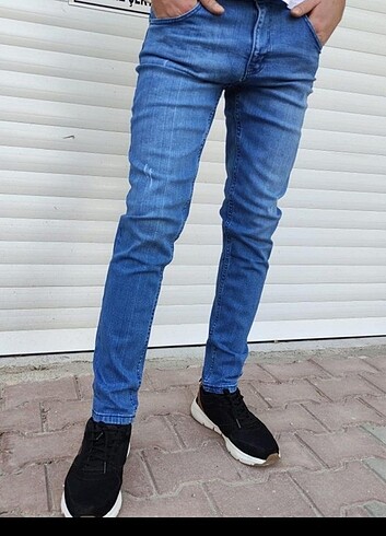 34 Beden mavi Renk ?31 34 ve 36 beden mevcut slim fit kot pantolon