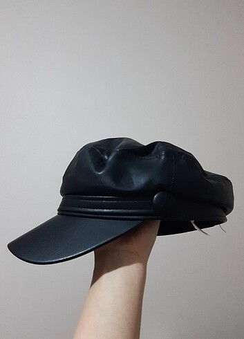 Koton Koton siyah deri şapka
