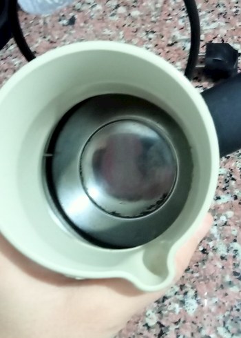 Beyaz ve Gri Elektrikli Cezve - Görsel 5