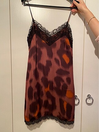 Zara leopar elbise