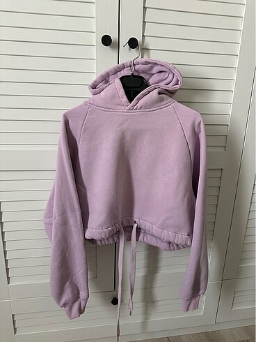 Beyyoglu lila crop sweatshirt