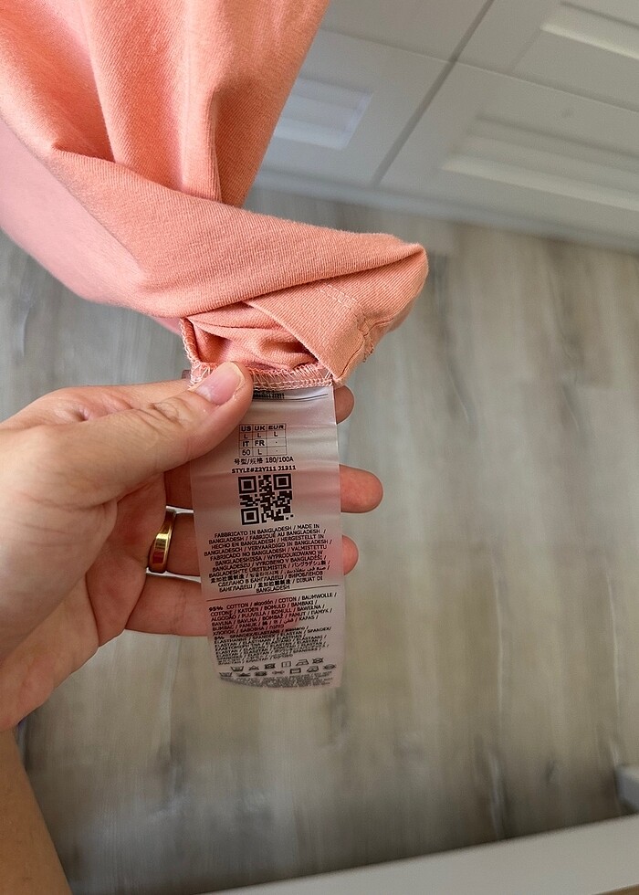 Guess tişört - Görsel 3