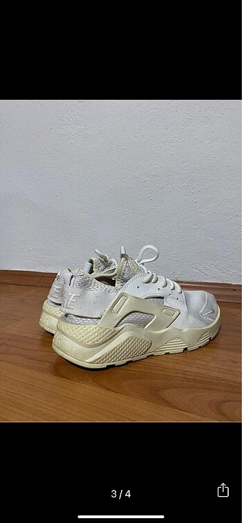 Nike Air Huarache spor ayakkabı