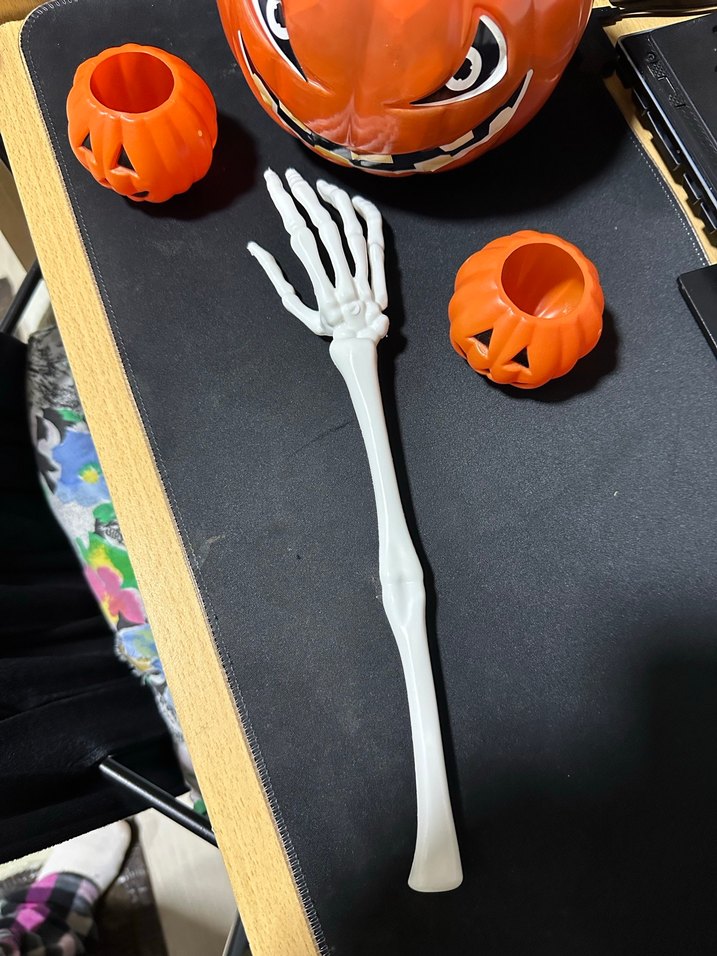 Cadılar Bayramı Balkabağı Süsleri ve İskelet Eli - Görsel 5