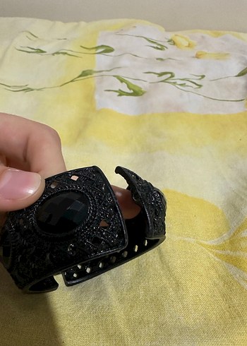 Beden siyah Renk Siyah İşlemeli Boncuklu Gotik Bileklik