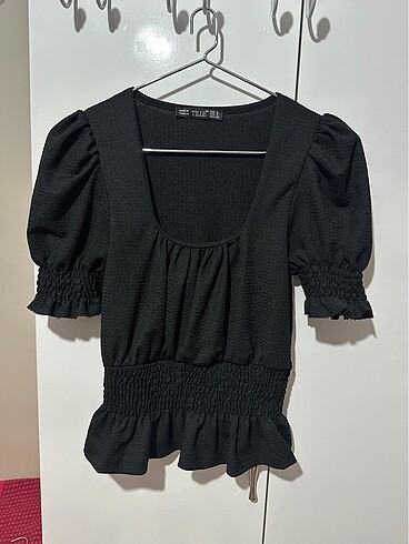 Siyah crop