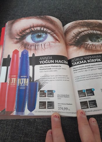 Avon Ultra Volume Suya Dayanıklı Mavi Maskara 1 adet - Görsel 2