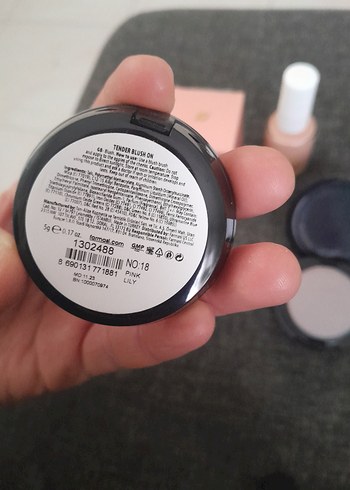 Pembe Tonlarda Makyaj Seti 5 adet fiyati - Görsel 4