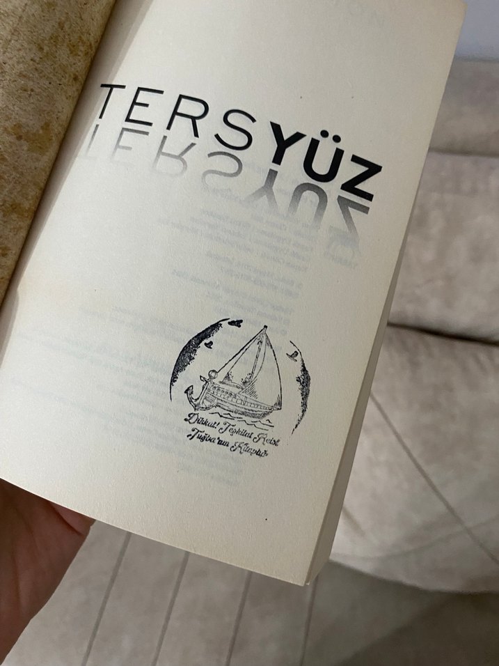 Amy Harmon - Tersyüz Roman - Görsel 2