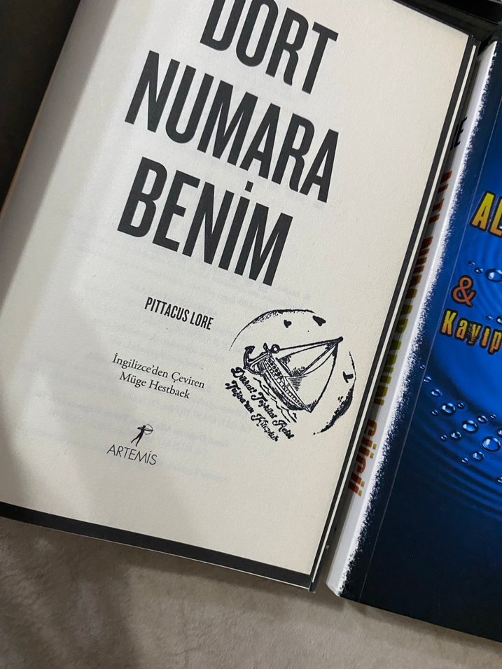 Pittacus Lore Dört Kitap Seti - Görsel 2