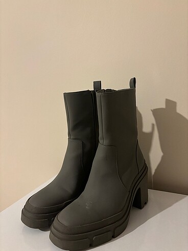 Zara Zara dır