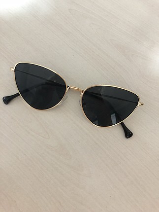 Gold güneş gözlüğü 