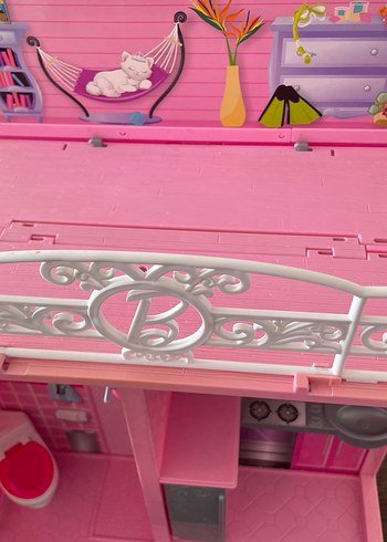 Barbie Portatif İki Katlı Oyun Evi - Görsel 15