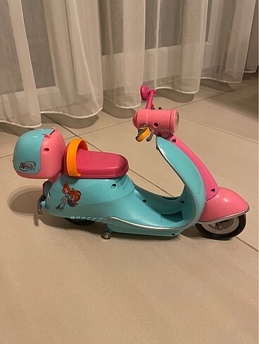 Diğer Winx Oyuncak Scooter