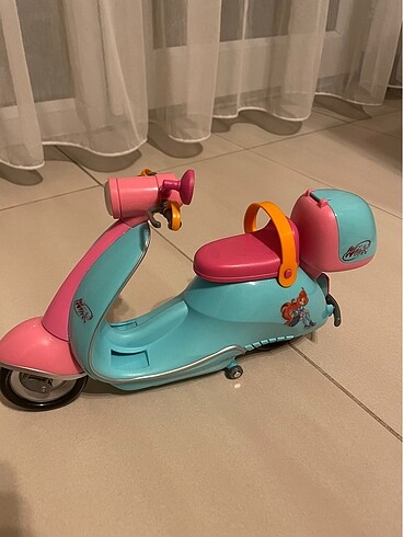  Beden Renk Winx Oyuncak Scooter