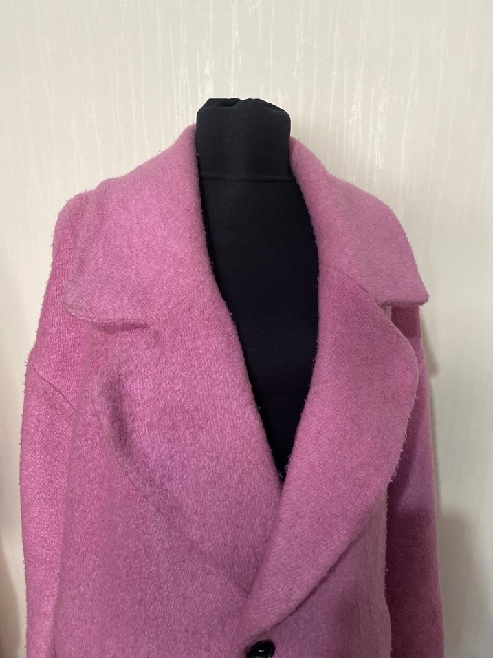 Pembe Yün Görünümlü Uzun Kaban - Görsel 4