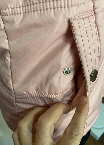 Pembe Kapüşonlu Kolsuz Kadın Yelek - Görsel 4