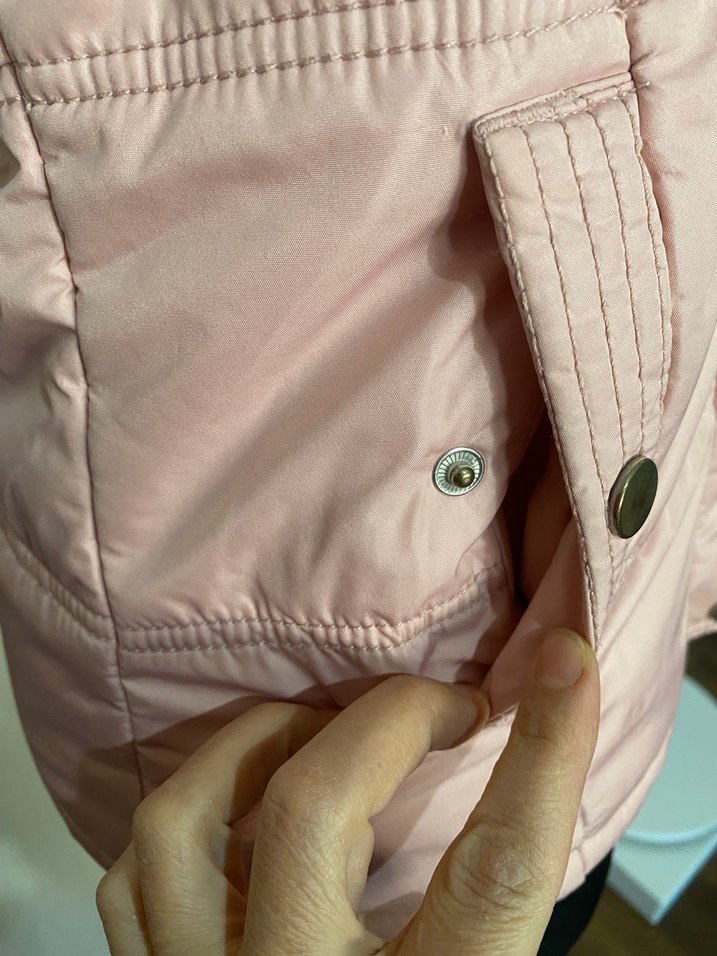 Pembe Kapüşonlu Kolsuz Kadın Yelek - Görsel 4