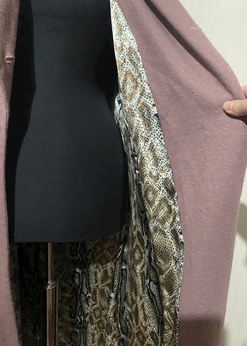 Uzun astarlı kapşonlu kaban - Görsel 4