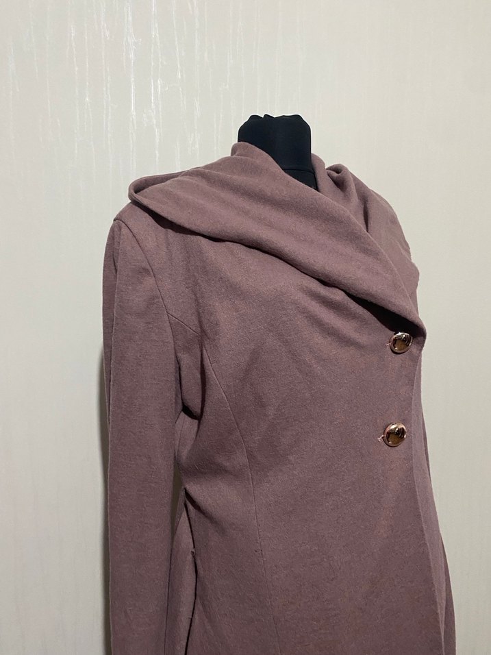 Uzun astarlı kapşonlu kaban - Görsel 2