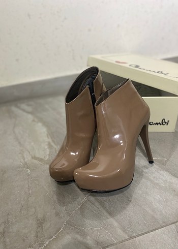 Bej Rugan Stiletto Topuklu Kadın Bot - Görsel 4