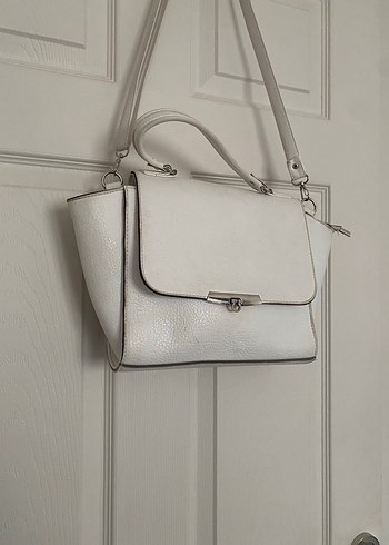 Minimalist Beyaz Deri Kadın Çanta - Görsel 2