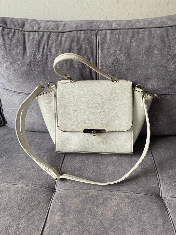 Minimalist Beyaz Deri Kadın Çanta - Görsel 3